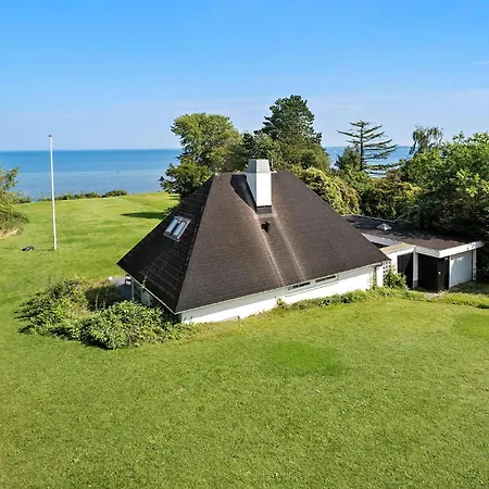 3 Bedroom Beautiful In